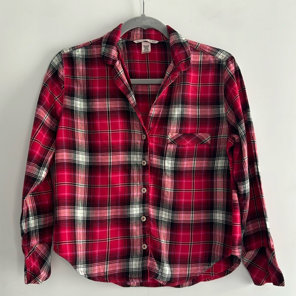 GUC VS XS pajama top. Worn once or twice. Comfy and soft
